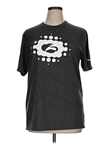 District. Active T-Shirt (view 1)