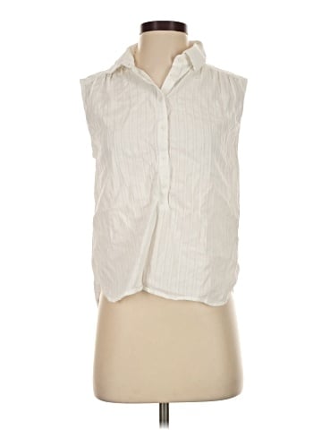 Levi's Sleeveless Button-Down Shirt (view 1)