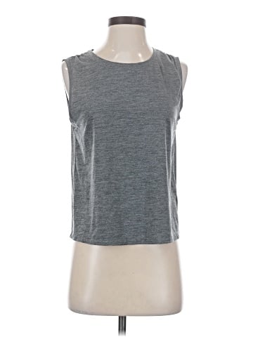 Gap Fit Sleeveless T-Shirt (view 1)