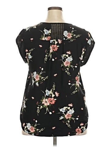 Daniel Rainn Short Sleeve Blouse (view 2)