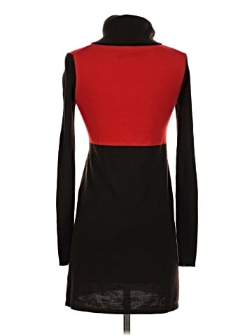Alice + Olivia Casual Dress (view 2)