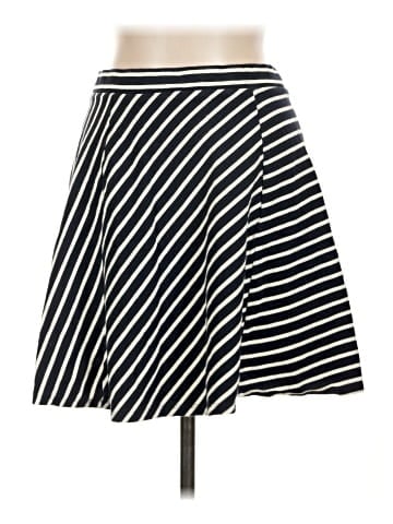 Uniqlo Casual Skirt (view 2)
