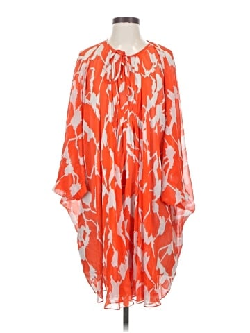 Diane von Furstenberg Casual Dress (view 1)