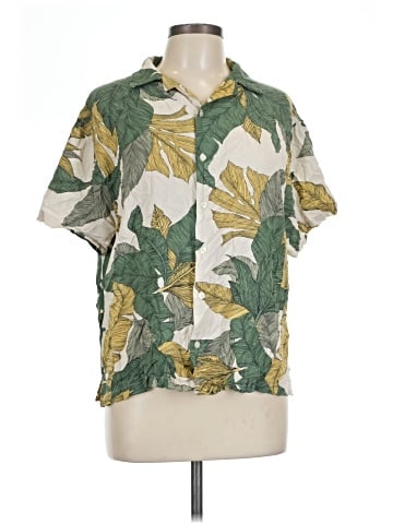 No Boundaries Short Sleeve Button-Down Shirt (view 1)