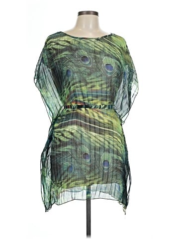 Romeo & Juliet Couture Cocktail Dress (view 1)