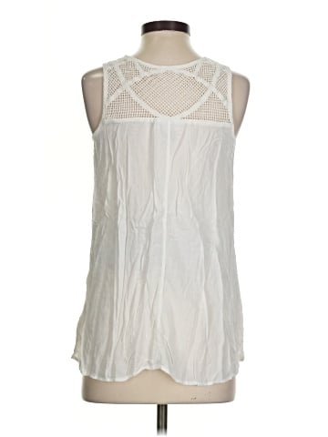 Liz Lange Maternity for Target Sleeveless Blouse (view 2)