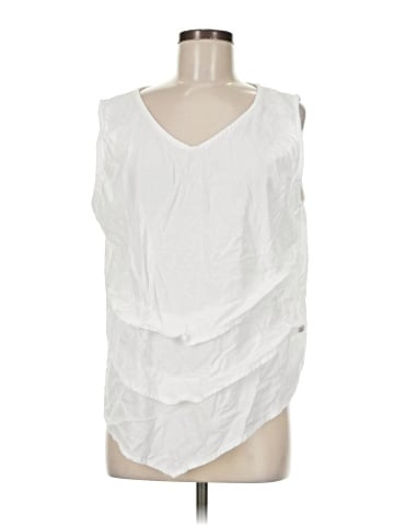 Blanc du Nil Sleeveless T-Shirt (view 1)