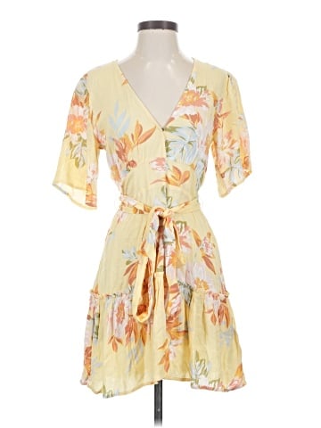 Billabong Casual Dress (view 1)