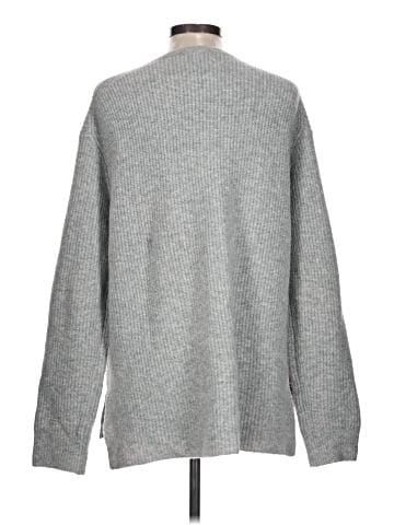 Uniqlo Pullover Sweater (view 2)