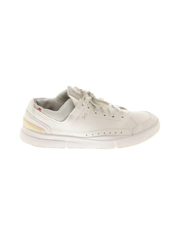 On Cloud Sneakers (view 1)