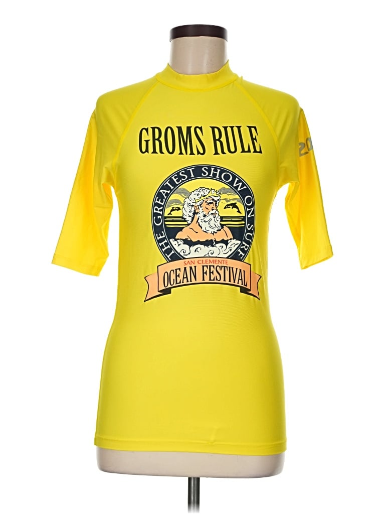 Pre-owned Rip Curl Short Sleeve T-shirt In Yellow