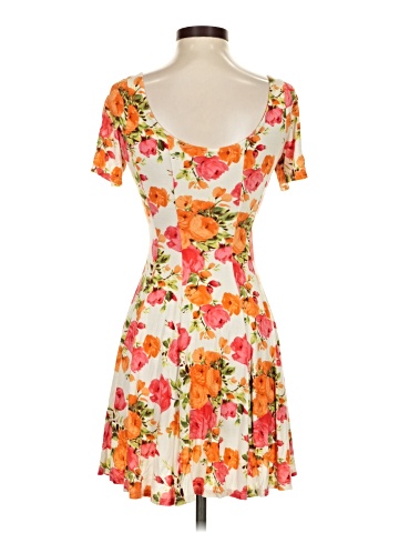 Design Lab Lord & Taylor Short Sleeve Top (view 2)