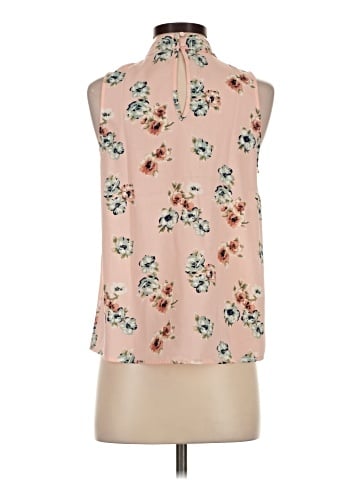 E&M Collection Sleeveless Blouse (view 2)