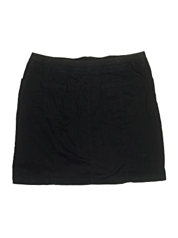 Karen Scott Skort (view 2)