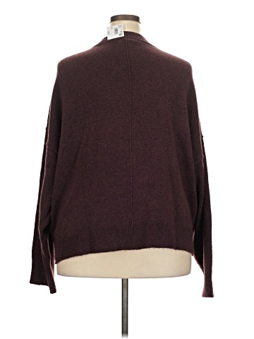 American Eagle Outfitters Pullover Sweater (view 2)