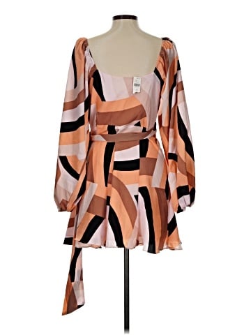 Hutch Casual Dress (view 2)