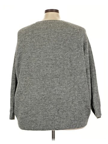 Old Navy Pullover Sweater (view 2)