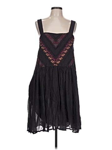 Maeve Cocktail Dress (view 1)