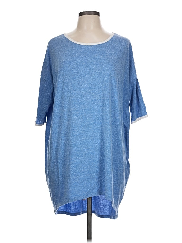 Pre-owned Lularoe 3/4 Sleeve T-shirt In Blue