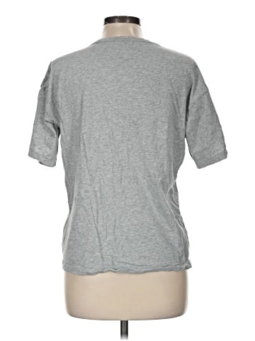 Victoria's Secret Short Sleeve T-Shirt (view 2)