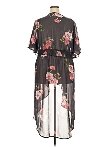 Live 4 Truth Kimono (view 2)