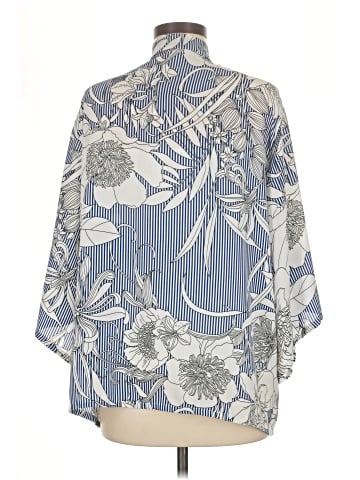 Akemi + Kin Kimono (view 2)