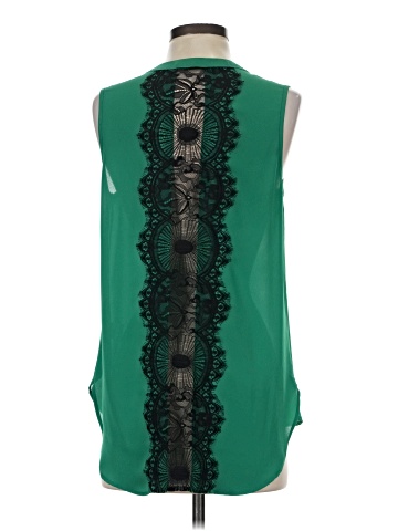 Pleione Sleeveless T-Shirt (view 2)