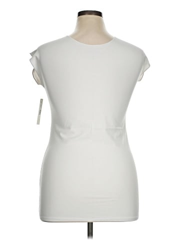 De Collection Sleeveless T-Shirt (view 2)
