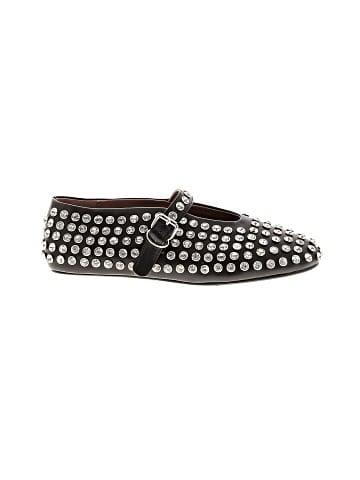 Alaïa Flats (view 1)