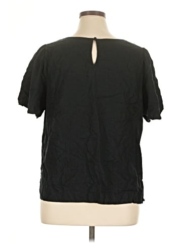 Ava & Viv Short Sleeve Blouse (view 2)