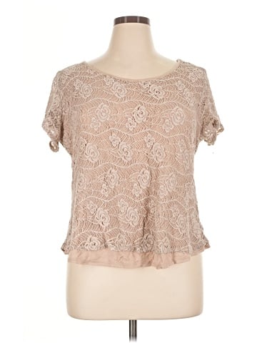 Blair Short Sleeve Top (view 1)