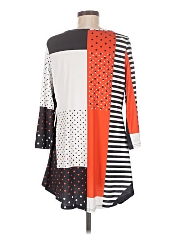 Lily by Firmiana 3/4 Sleeve Blouse (view 2)