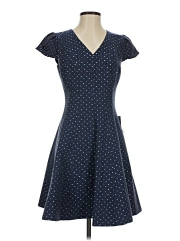 Gal Meets Glam Casual Dress (view 1)
