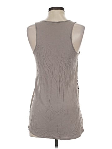 Outback Red Sleeveless T-Shirt (view 2)