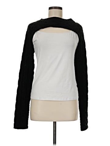 525 America Shrug (view 1)