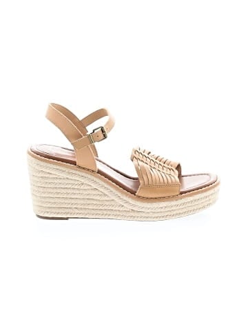 Crown Vintage Wedges (view 1)