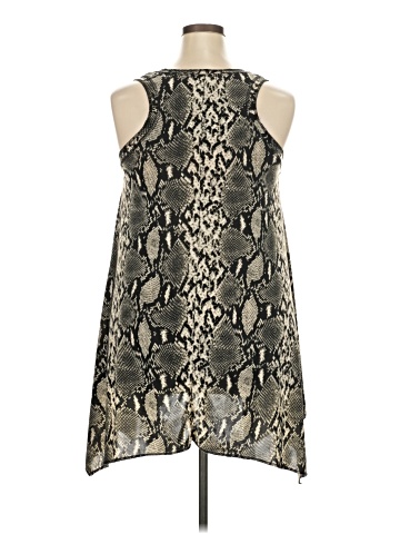 Isabella Rodriguez Casual Dress (view 2)