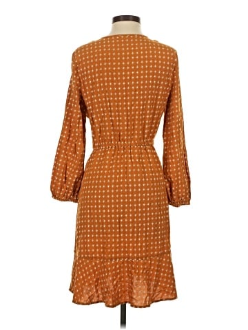 Old Navy Casual Dress (view 2)