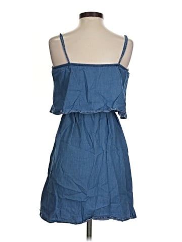 Old Navy Casual Dress (view 2)