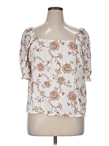 a.n.a. A New Approach Short Sleeve Blouse (view 1)