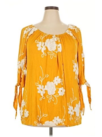 Liv 3/4 Sleeve Blouse (view 1)