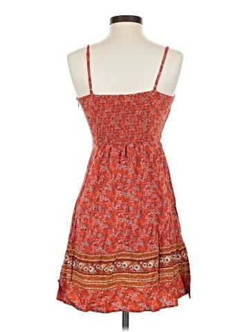 Old Navy Casual Dress (view 2)