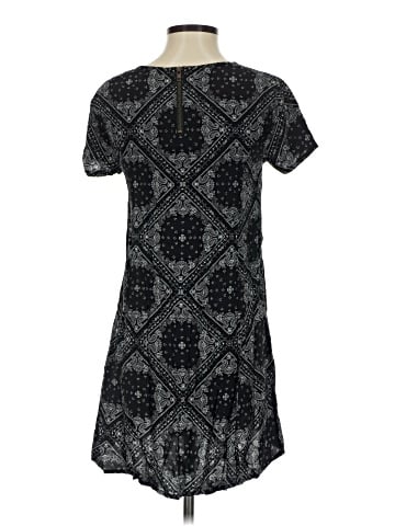 Forever 21 Casual Dress (view 2)