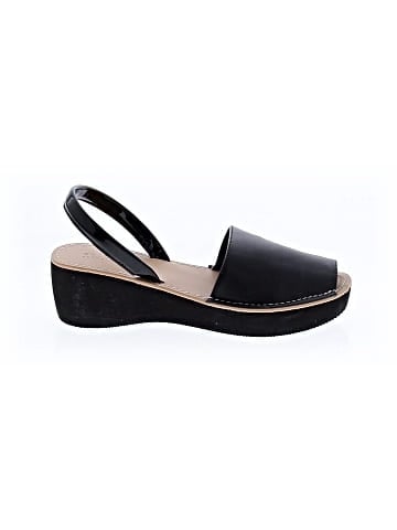 Kenneth Cole REACTION Wedges (view 1)