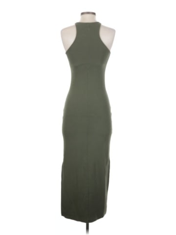 Old Navy Casual Dress (view 2)