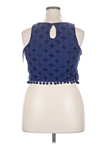 Xhilaration Tank Top (view 2)