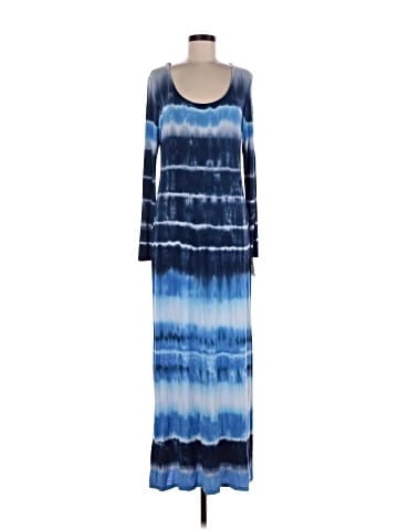 Romeo & Juliet Couture Casual Dress (view 1)