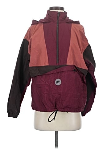 Nike Windbreaker (view 1)