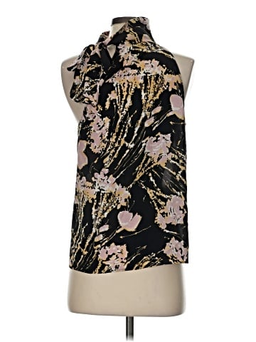 No. 21 Sleeveless Blouse (view 2)