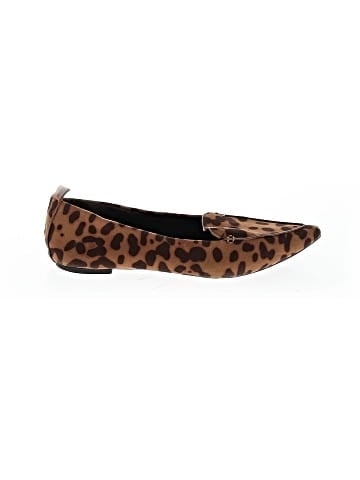 Lulus Flats (view 1)